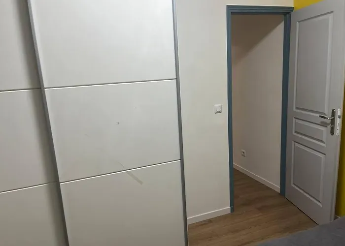 Apartment Corentin Cariou *